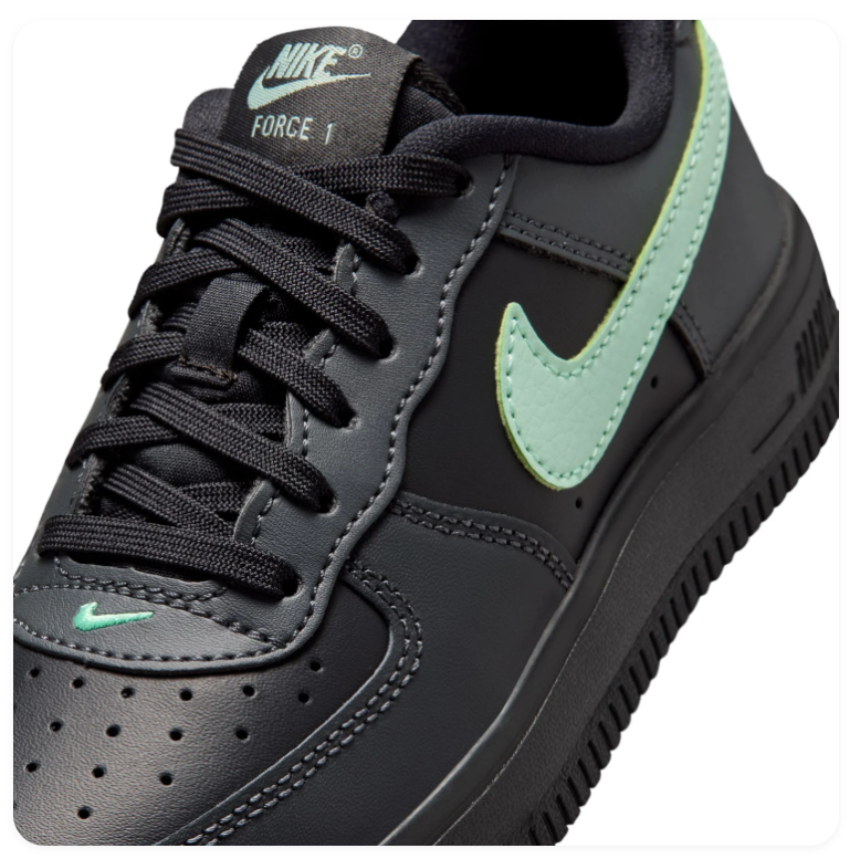 Nike Air Force 1 Low '07 Black Jade Ice Mint Green Swoosh Triple Black Court Sneakers